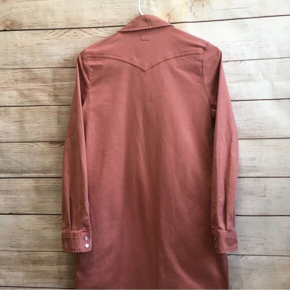 LEE VINTAGE MODERN WESTERN MIDI‎ SHIRTDRESS IN CANYON ROSE DENIM - Picture 5 of 10